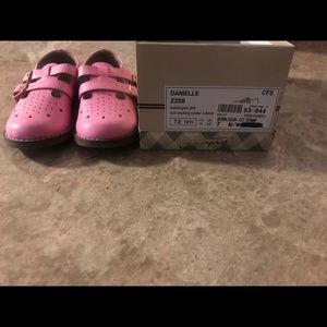 Footmates bubble gum pink hard bottoms